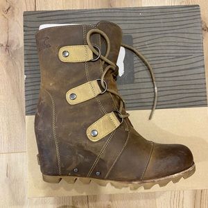 Woman’s Sorel Wedge Winter Boot